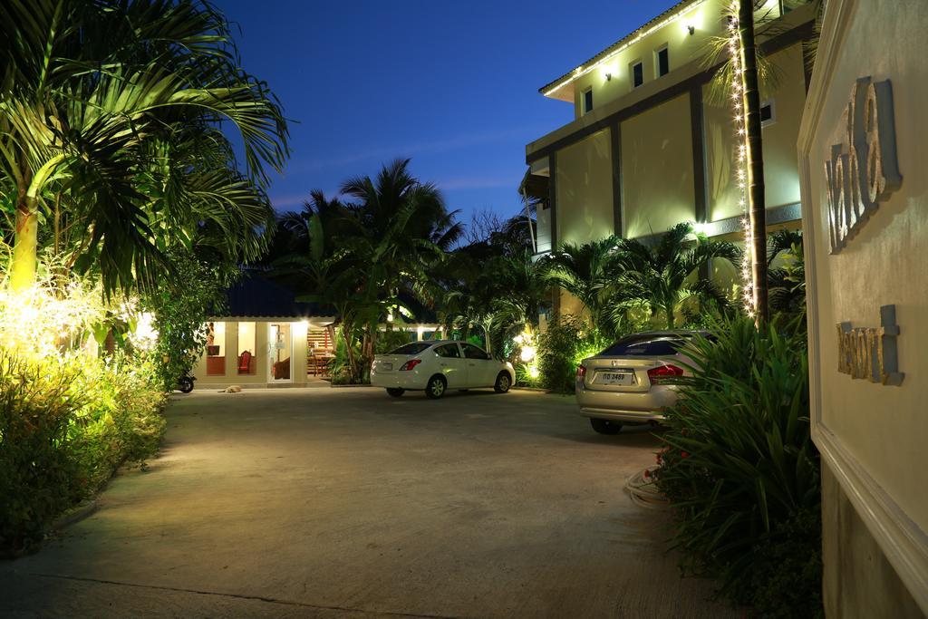 Naka Resort Kamala Beach Exteriör bild